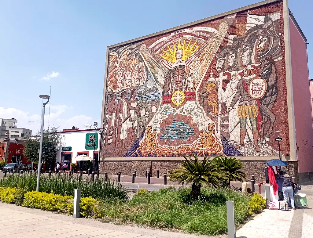 Mural de la Identidad, Hotel Flamingo Kristal, Hotel en Irapuato, Guanajuato